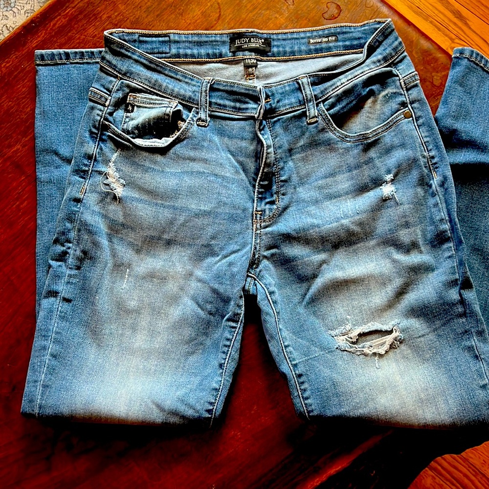Judy Blue size 11 never worn.